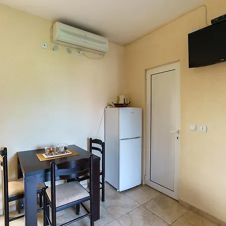 Apartments Lora Bar Exterior photo
