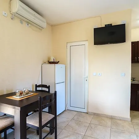 Apartments Lora Bar Exterior photo