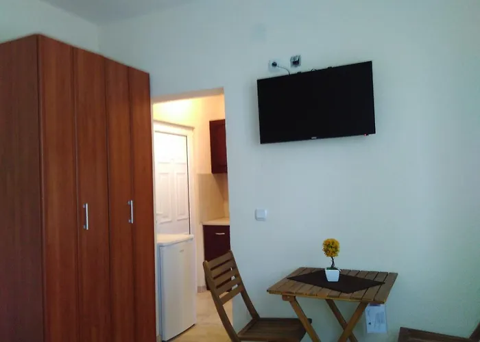 Apartments Lora
