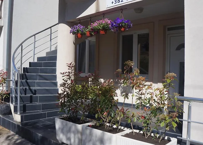 Apartments Lora
