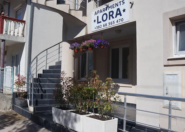 Apartments Lora