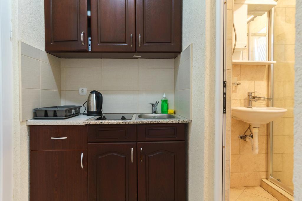 Apartment Lora *