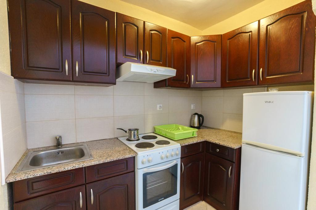Lora Apartment *